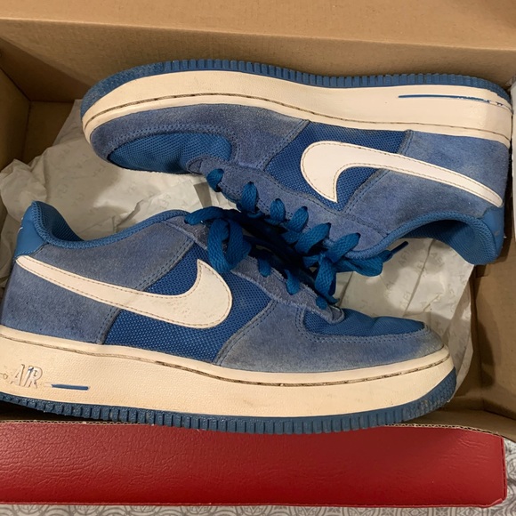 Nike blue & white air forces - Picture 2 of 3